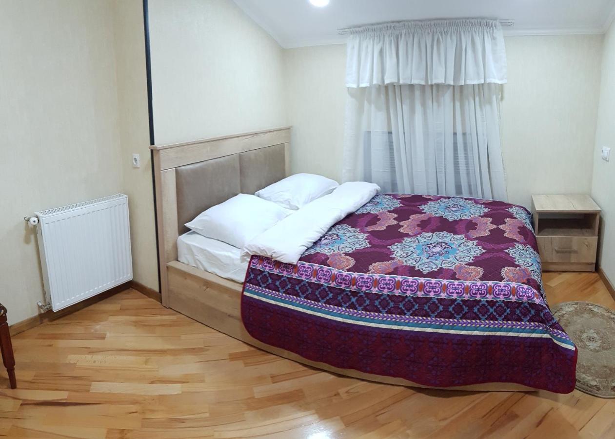 Guest House 15A Kutaisi Exterior foto